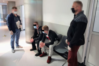 Warszawa: Handlowali nielegalnymi dokumentami. Co oferowali? [GALERIA]