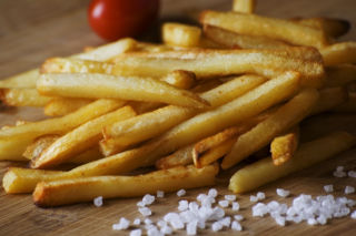 Gdzie spróbujesz najsmaczniejszych frytek w Śląskiem? Sprawdziliśmy! [BARY i RESTAURACJE]