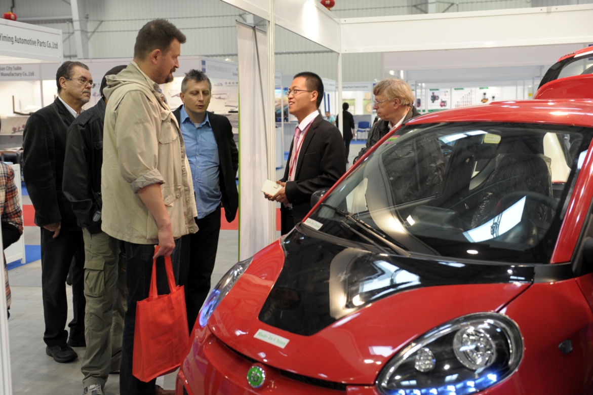 Targi Auto Expo Parts, Tires & Service