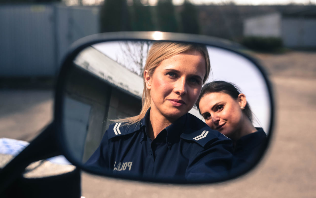 Te piękne i odważne kobiety służą w policji i dbają o bezpieczeństwo!
