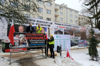 Wykonawcy programu Czyste Powietrze żądają zaległych 15 mld zł. Ministerstwo szacuje zaległości na miliard. Protest w Warszawie