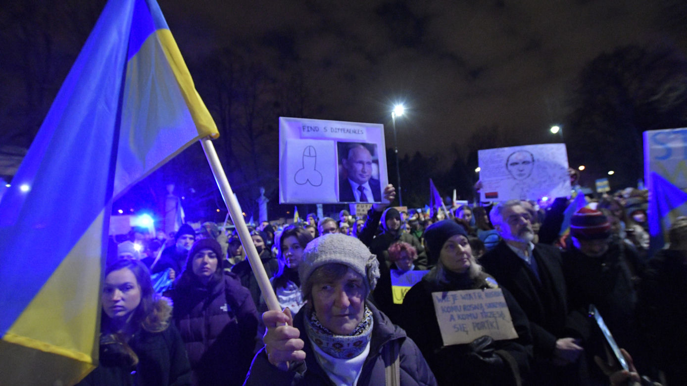 Kolejny protest pod ambasadą Rosji w Warszawie