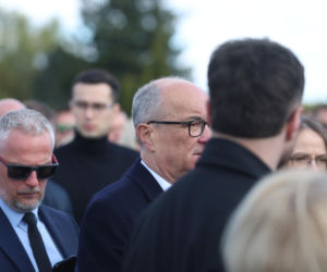 Polacy żegnają Łukasza Litewkę. Kondukt żałobny