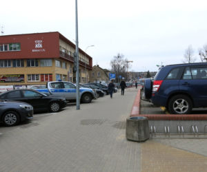 Dźgnął matkę i córkę bo źle zaparkował