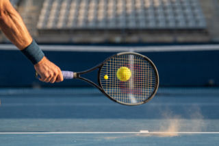 US Open. Zacięty bój polskiego tenisisty zakończony bolesną porażką w Nowym Jorku