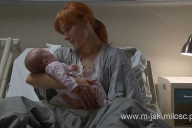 M jak miłość odc. 1202. Agnieszka (Magdalena Walach), Helenka (Krystian Drescher)