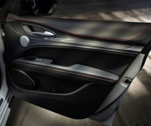 Alfa Romeo Stelvio Veloce Ti (2021)