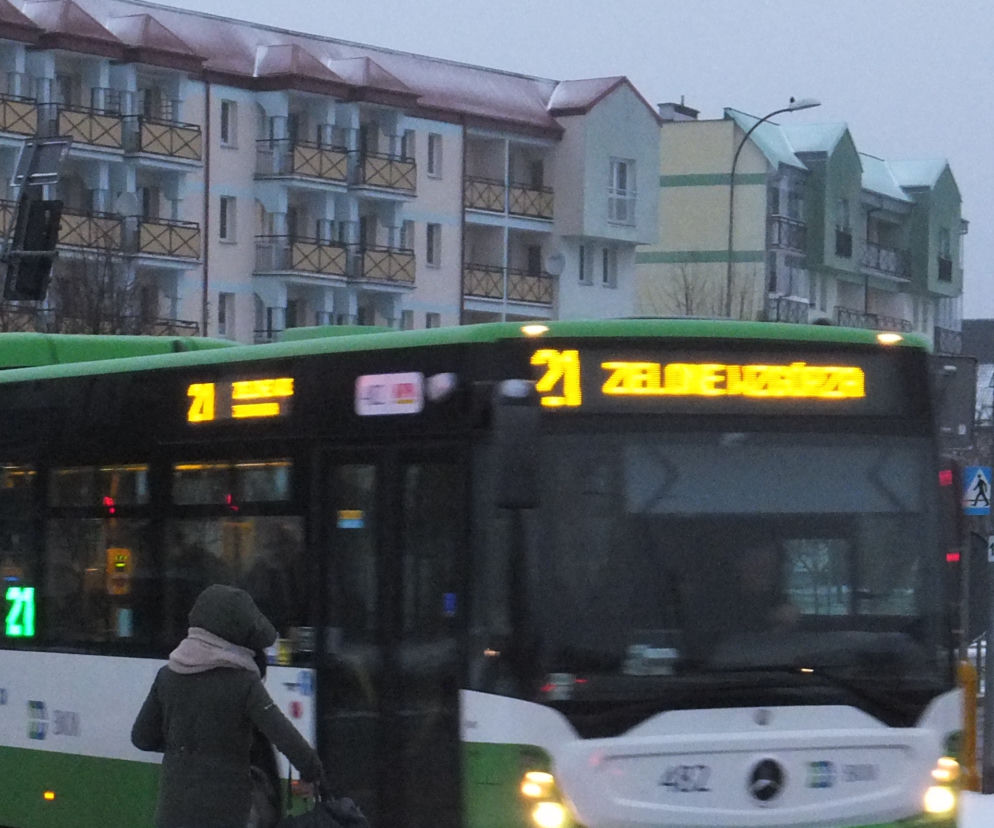 Autobus jechał do centrum dwie godziny. Internautka: Masakra