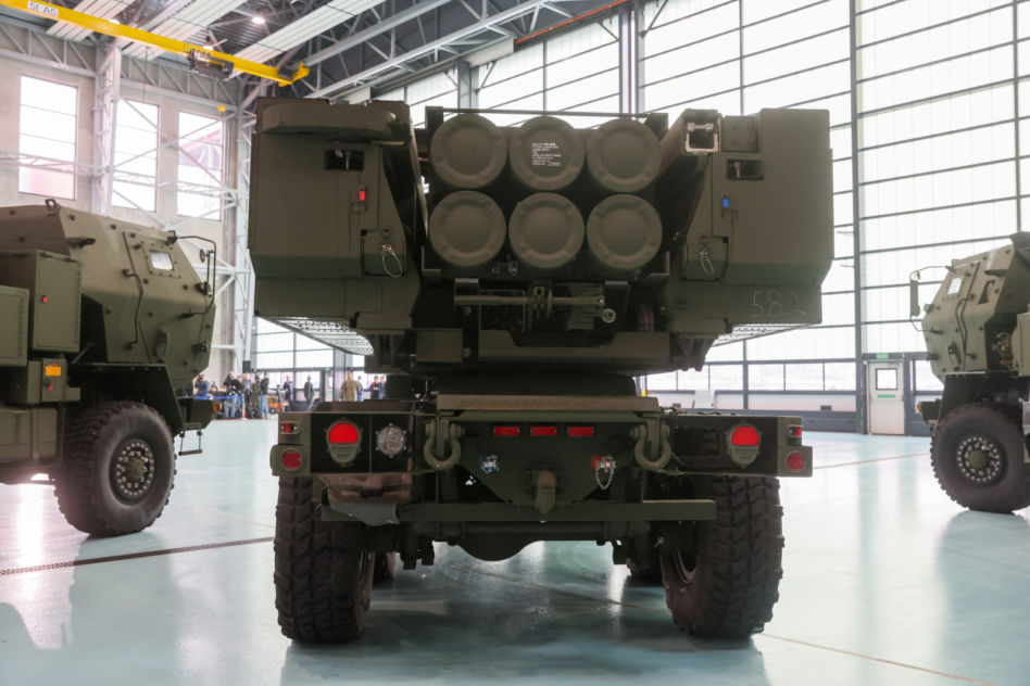 Pierwsze wyrzutnie rakiet HIMARS są w Polsce. Trafią do 16 Dywizji Zmechanizowanej [ZDJĘCIA]