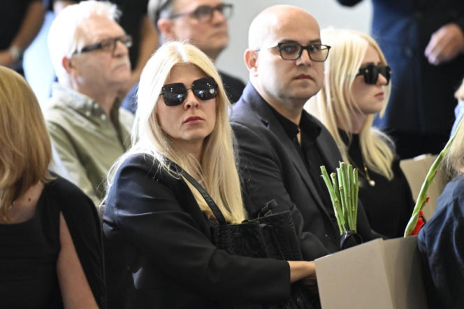 Politycy i dziennikarze na pogrzebie Andrzeja Morozowskiego