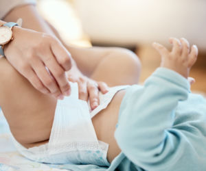 Jak sobie radzić z odparzeniami i pieluszkowym zapaleniem skóry u niemowląt?
