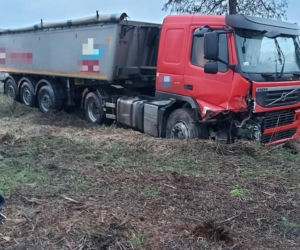 Wypadek śmiertelny w Horodniance. Kierowca opla zginął na miejscu [ZDJĘCIA]
