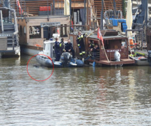 Makabryczne odkrycie przy Centrum Nauki Kopernik. Ciało mężczyzny znalazł policjant po służbie