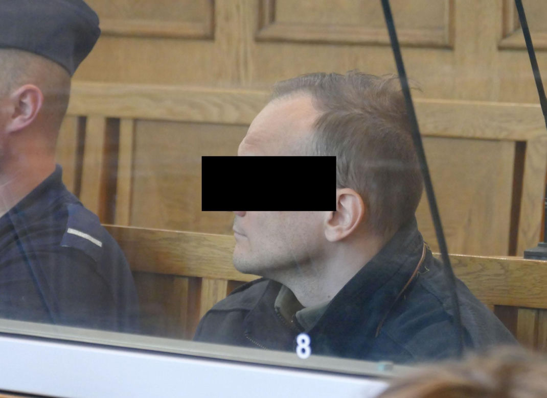 Zadźgał sąsiadów, bo nie dawali mu spać. Potworna zbrodnia na łódzkim Polesiu
