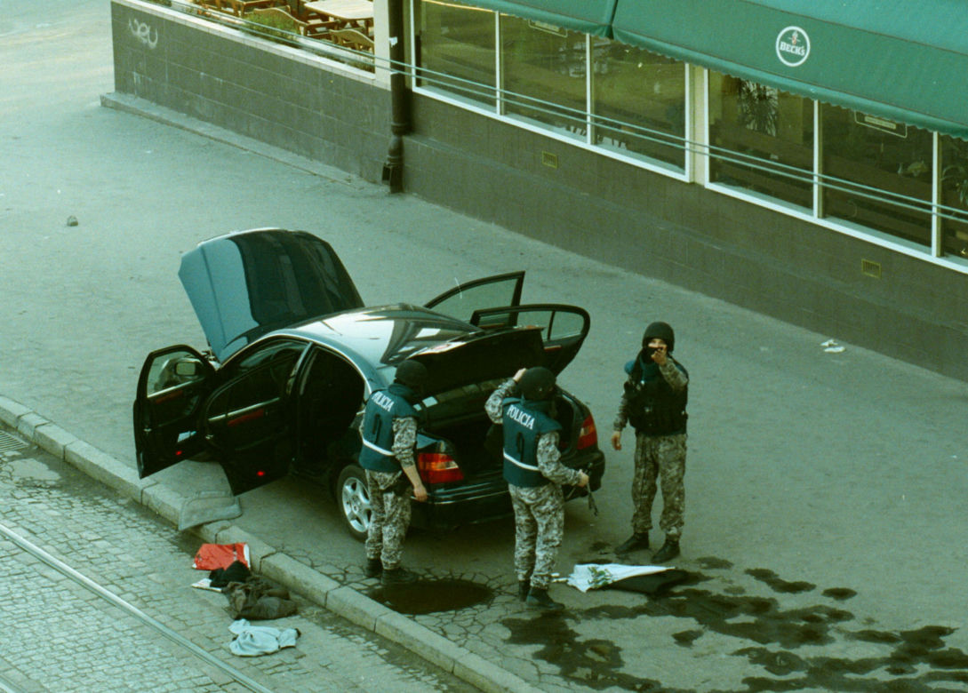 Początek warszawskiej wojny gangów. Egzekucja w restauracji Gama. Zginęło pięciu gangsterów