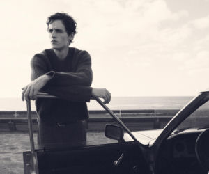 Nowa kolekcja COS: wiosenna odsłona minimalizmu i natury