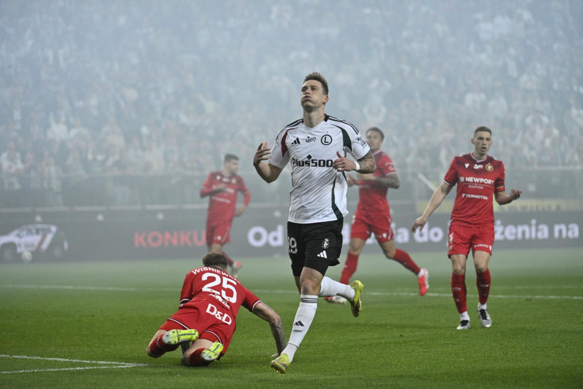 31. kolejka PKO BP Ekstraklasy 2025/2026. Mecz Legia Warszawa - Łódź Widzew