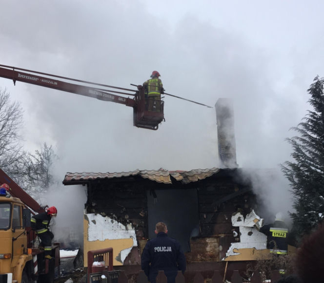 Ratowała sąsiadów z pożaru, osierociła synka. Tragedia na Mazowszu
