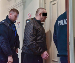 Zatłukł Andrzeja kijem i chciał upozorować wypadek.