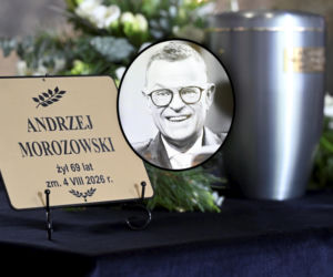 Pogrzeb Andrzeja Morozowskiego. Wśród żałobników przyjaciele z TVN i Adam Michnik 