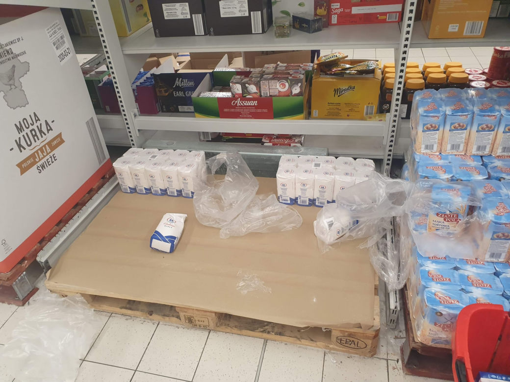 Białystok. Maseczki? "Nie ma i nie będzie". Ze sklepów znikają mydła w płynie