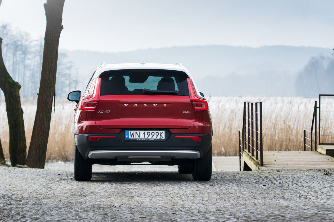 Volvo XC40 D4 AWD AT8 Momentum