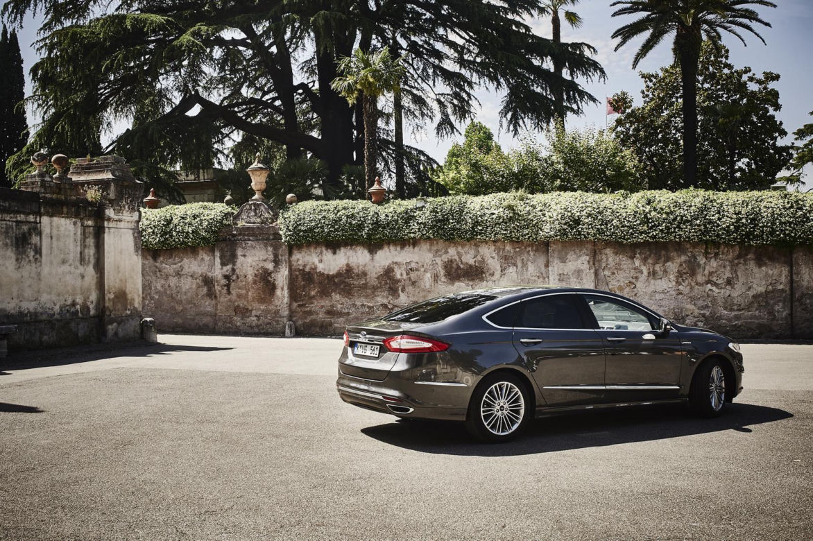 Ford Mondeo Vignale