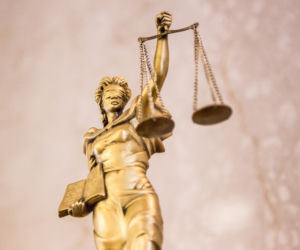 Były wiceminister finansów z zarzutami! W tle mowa o przyjmowaniu korzyści majątkowych