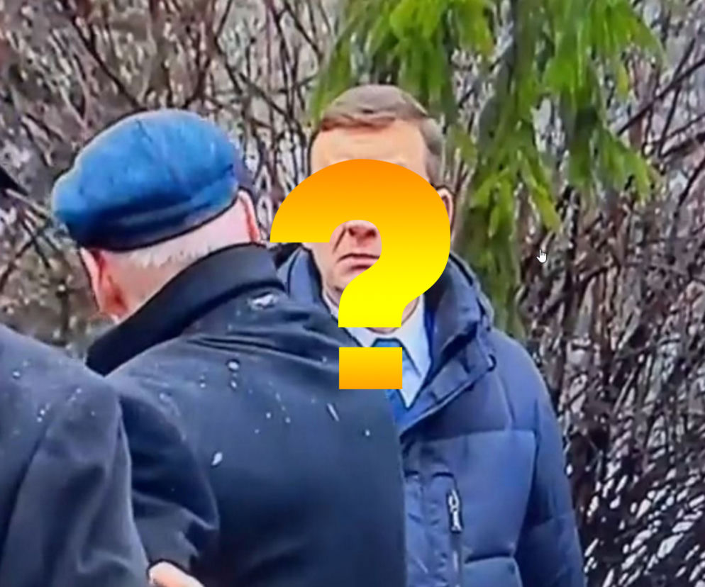 Mateusz Morawiecki zrobił dziwną minę w stronę Macierewicza