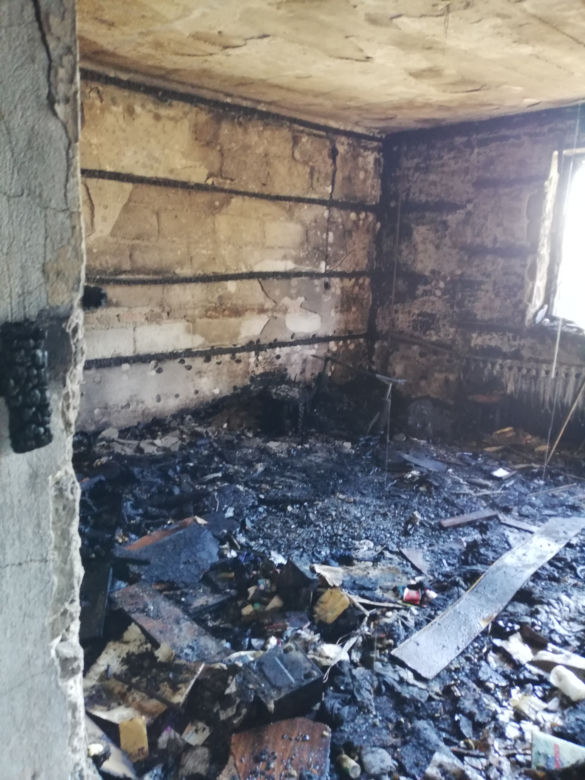Pożar w Nowych Żukowicach. Kobieta w ciąży i niepełnosprawny mężczyzna stracili dach nad głową!