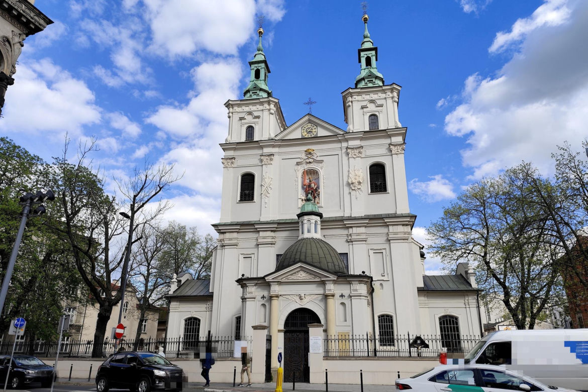 Arcybiskup Jędraszewski przechodzi na emeryturę. Tak wygląda jego rezydencja. Kosztowała milion? [ZDJĘCIA]