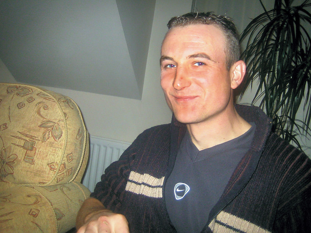 Przyszyli mu nową twarz