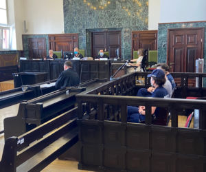Sąd Apelacyjny w Białymstoku. Adrian R. (19 l.) dźgał taksówkarza śrubokrętem. Grozi mu 25 lat więzienia