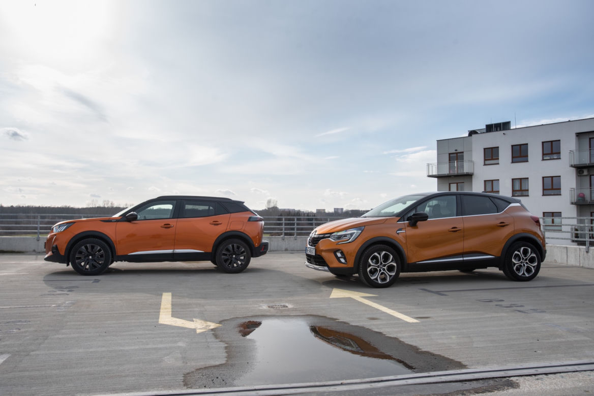 Peugeot 2008 GT Line vs Renault Captur Intens
