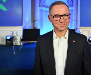 Duda, Komorowski, Kwaśniewski i Wałęsa. Oto byli prezydenci objęci podwyżkami