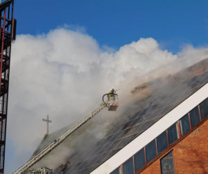 Pożar poddasza kościoła pw. Najświętszego Serca Pana Jezusa przy ul. Władysława Kunickiego w Lublinie