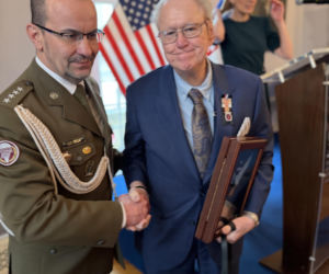 Wręczenie Krzyża Wielkiego Orderu Zasługi RP rodzicom Michaela Ollisa w Waszyngtonie, DC