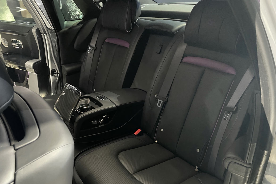 Rolls-Royce Black Badge Ghost