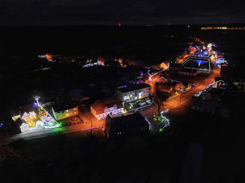 Świąteczne iluminacje w Popowie