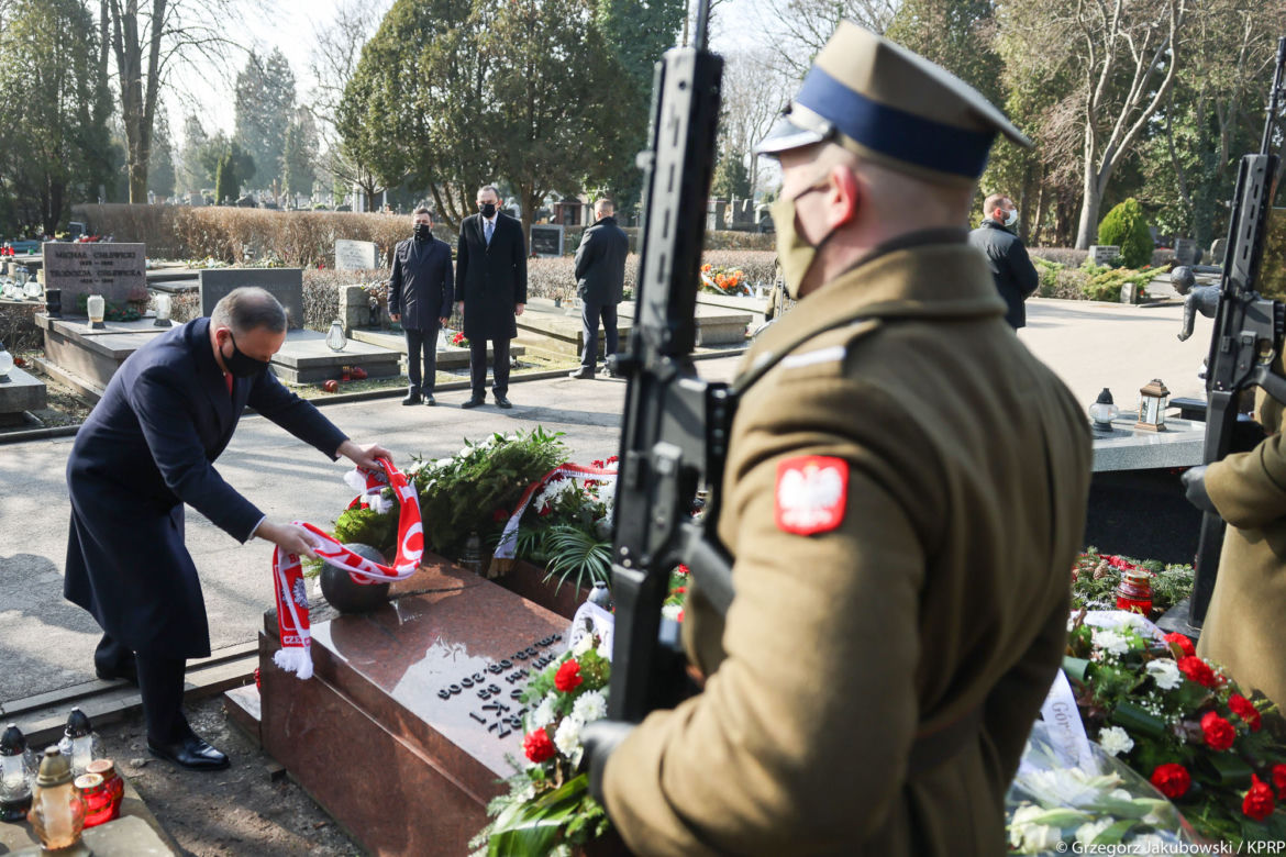 Prezydent Andrzej Duda oddał hołd Kazimierzowi Górskiemu