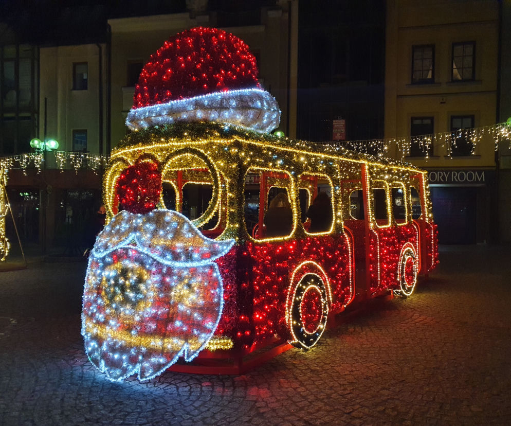 Świąteczne iluminacje w Olsztynie. Zobacz zdjęcia