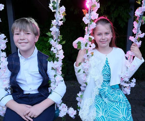 M jak miłość odc. 1890. Szymek (Staś Szczypiński), Maja (Laura Jankowska)