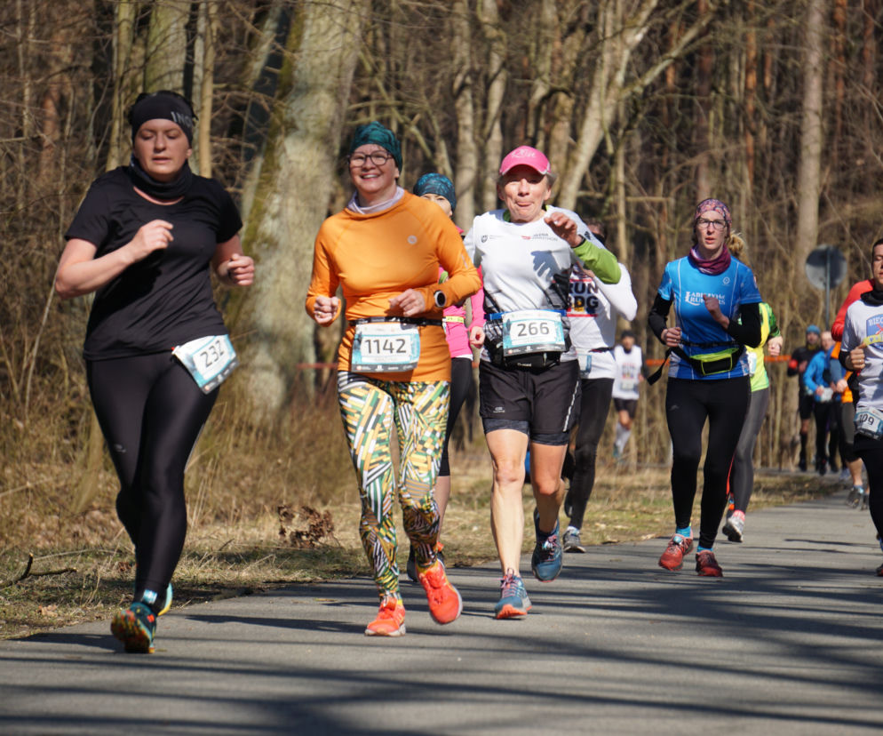 Bieg City TRAIL 2022 w bydgoskim Myślęcinku [GALERIA 20.03.2022]