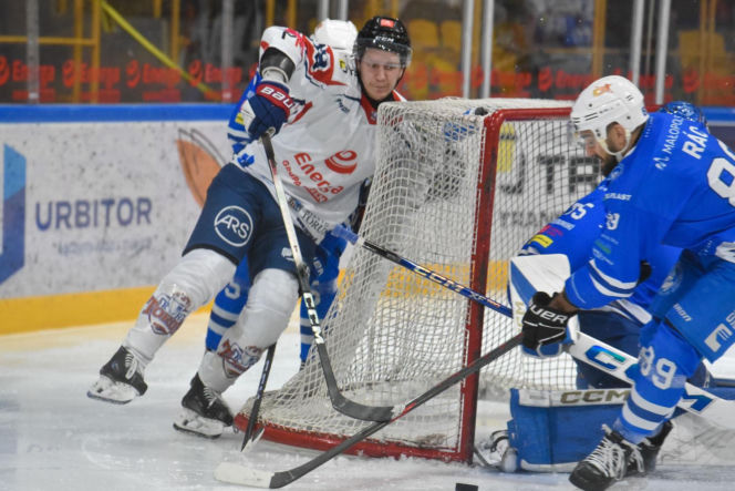 KH Energa Toruń - Unia Oświęcim 2:1! Zdjęcia kibiców i zawodników obu drużyn