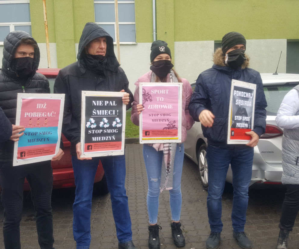 Akcja Stop Smog na bydgoskim Miedzyniu [ZDJĘCIA]