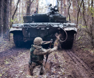 Cztery lata pełnoskalowej wojny na Ukrainie. Dr Kozubel: „Bolesny kompromis będzie końcem kariery politycznej Zełenskiego”