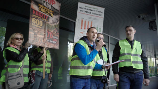 Dramat setek rodzin pod Warszawą! Nowa autostrada zburzy ich domy?! „Żyjemy na bombie”