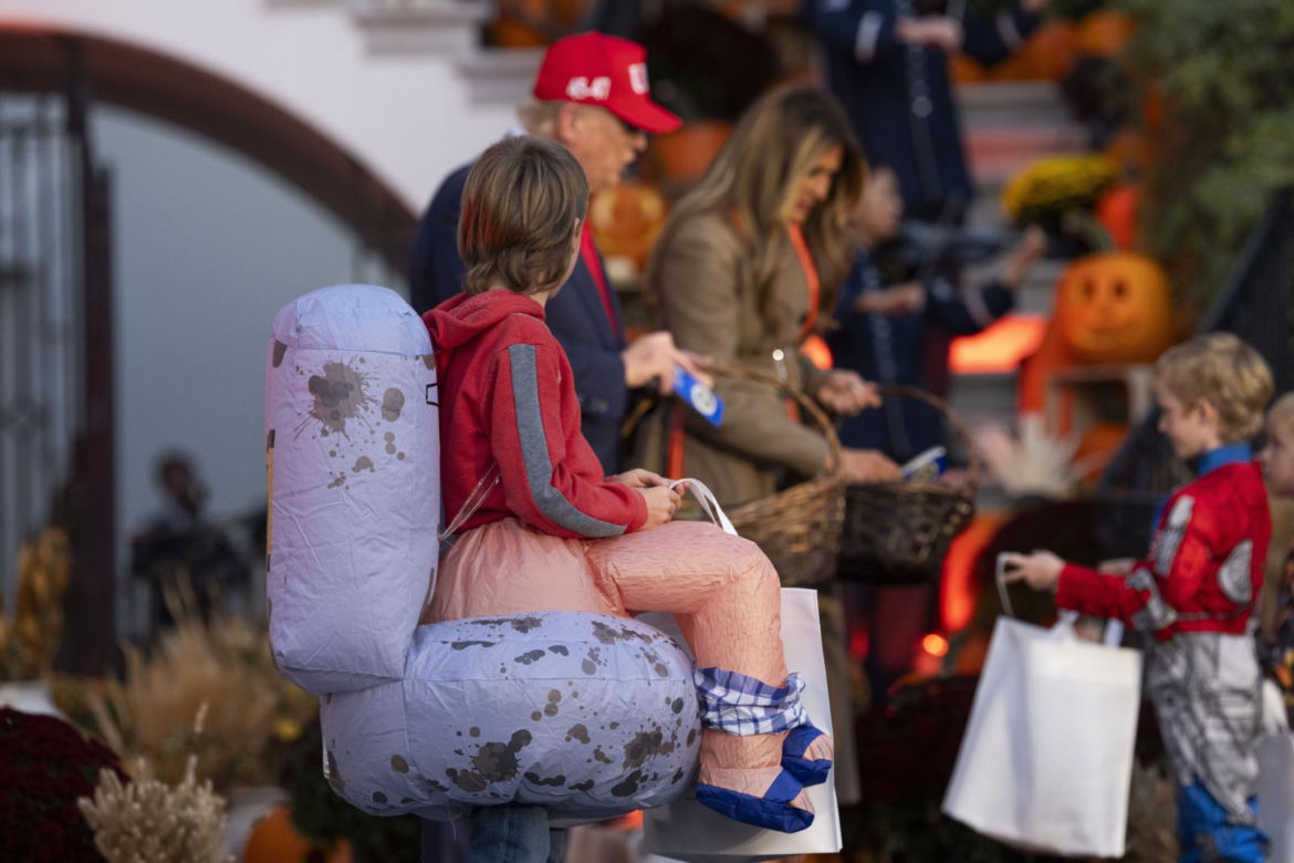 Tłumy na zabawie w Białym Domu. Tak Trump świętował Halloween