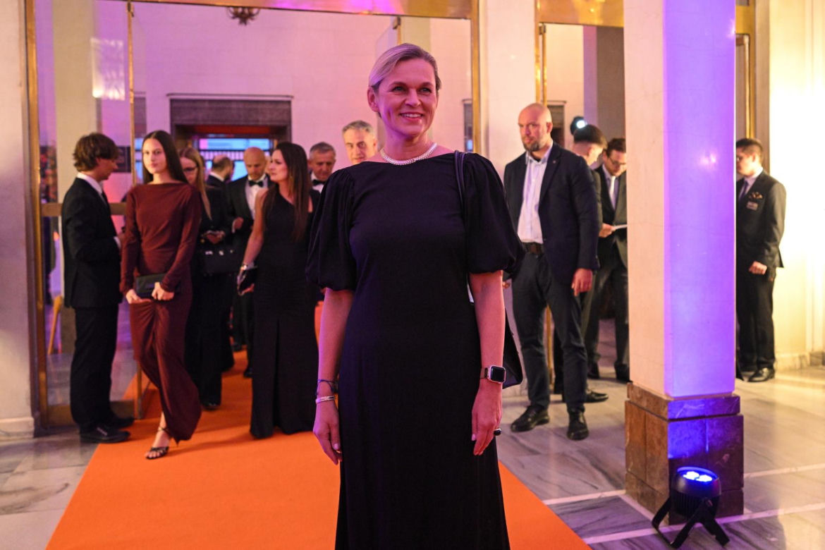 Nowacka, Cienkowska i Trzaskowski obejrzeli "Lalkę". Premiera w Teatrze Wielkim