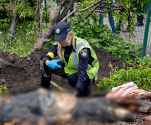 Rosyjskie potwory! Zgwałcili kobietę w ciąży i 83-letnią staruszkę. Przerażająca relacja!